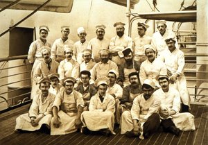 I cuochi di bordo della R.M.S. Teutonic da English Photographer